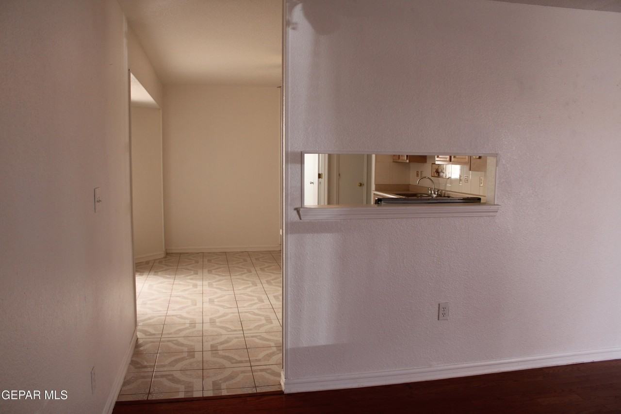 11654 Carlos Moran Ct - Photo 6 of 26