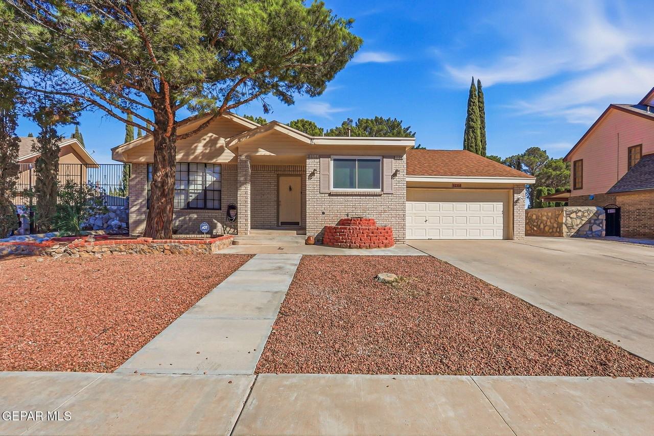 2356 Juliette Low Dr - Photo 2 of 26