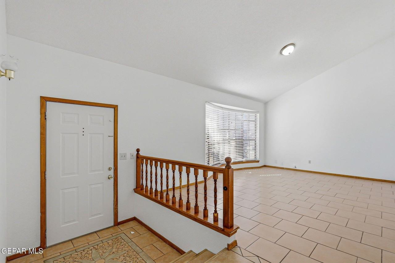 2356 Juliette Low Dr - Photo 3 of 26