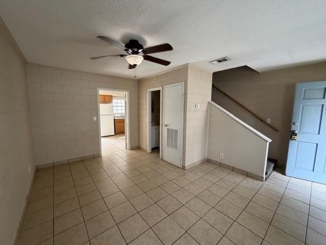 502 Prince St - Photo 3 of 12