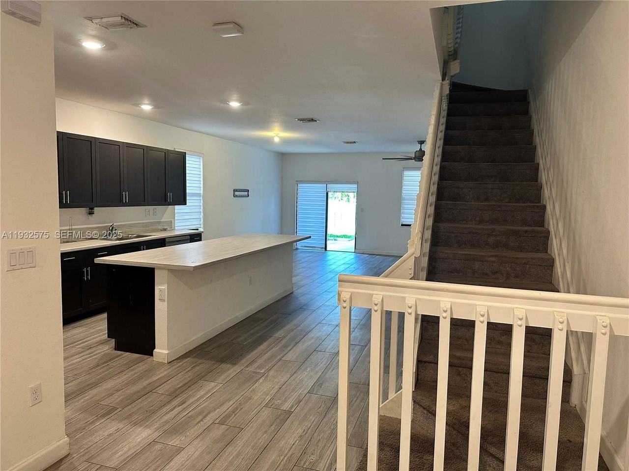 25137 Sw 108th Ave - Photo 5 of 8