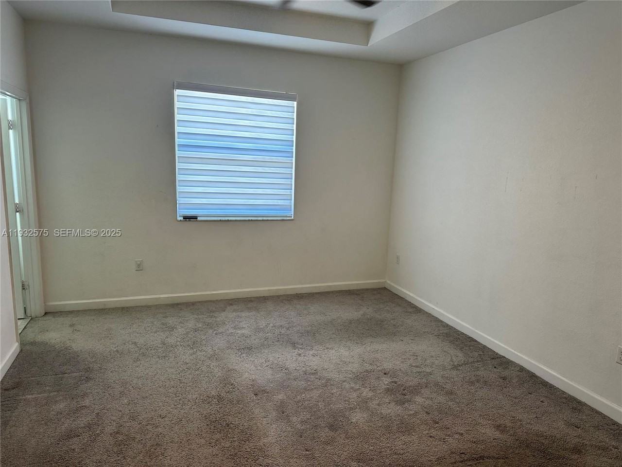 25137 Sw 108th Ave - Photo 6 of 8