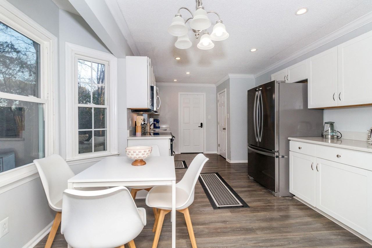 Lecline Cir Ne - Photo 3 of 50