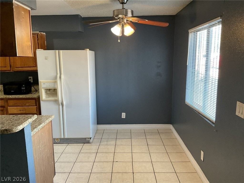 1641 N Lamont St #C - Photo 7 of 12