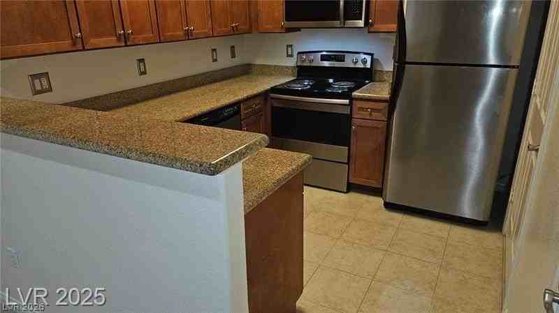 4400 S Jones Blvd #1066 - Photo 2 of 29