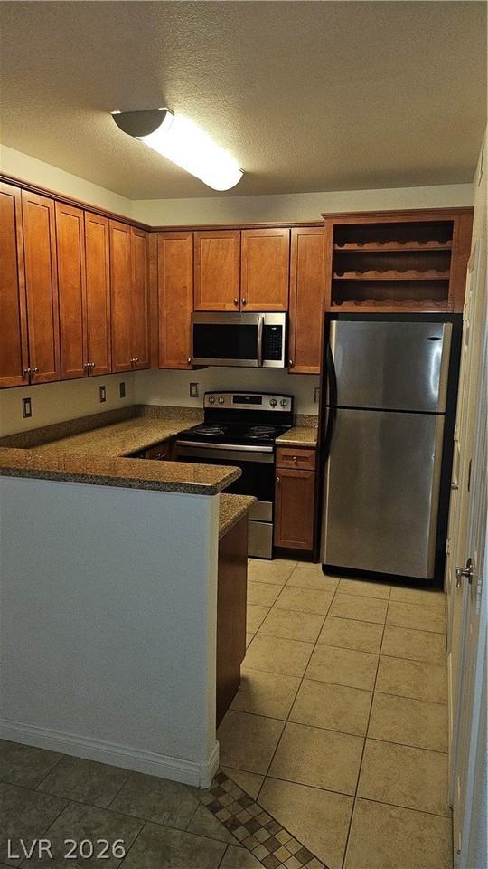 4400 S Jones Blvd #1066 - Photo 3 of 29