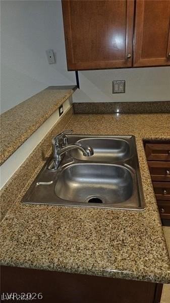 4400 S Jones Blvd #1066 - Photo 6 of 29