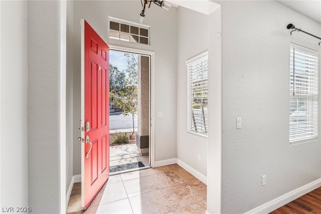 1122 Riddle Glen St - Photo 5 of 48