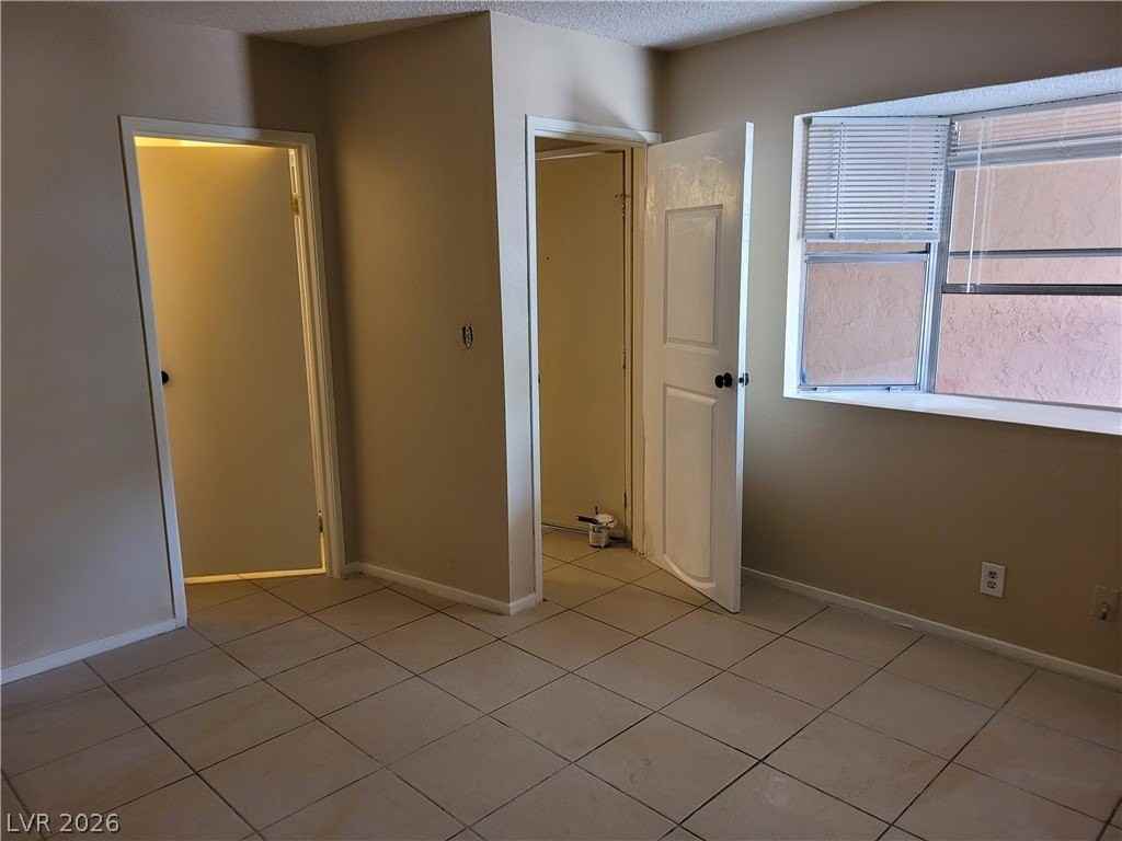 429 N Lamb Blvd #C - Photo 4 of 8