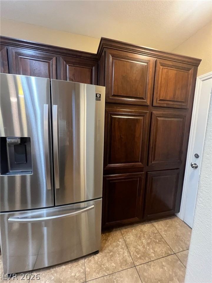 9525 Van Halen Ln - Photo 7 of 13