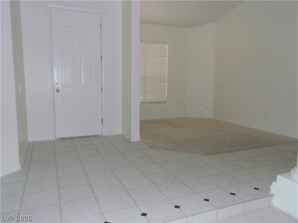 2060 Bluebell Point Ct #0 - Photo 4 of 27