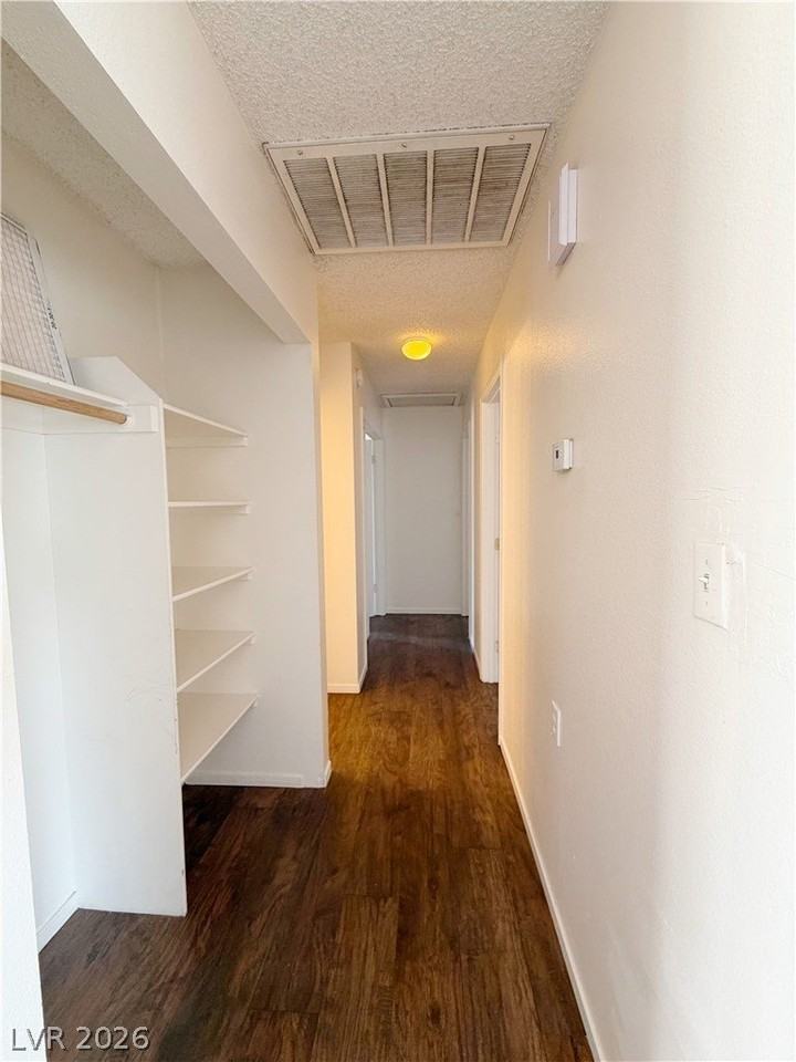 4624 Charger Ave - Photo 6 of 28