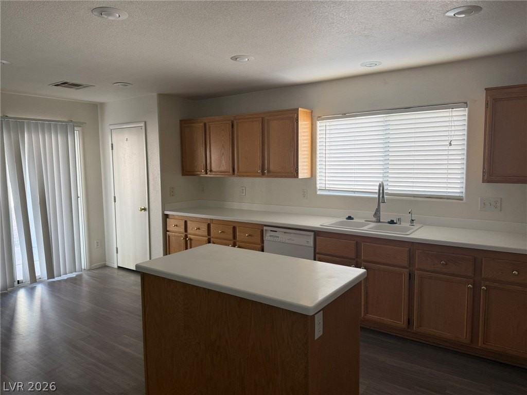 203 Lynbrook St #NA - Photo 5 of 18