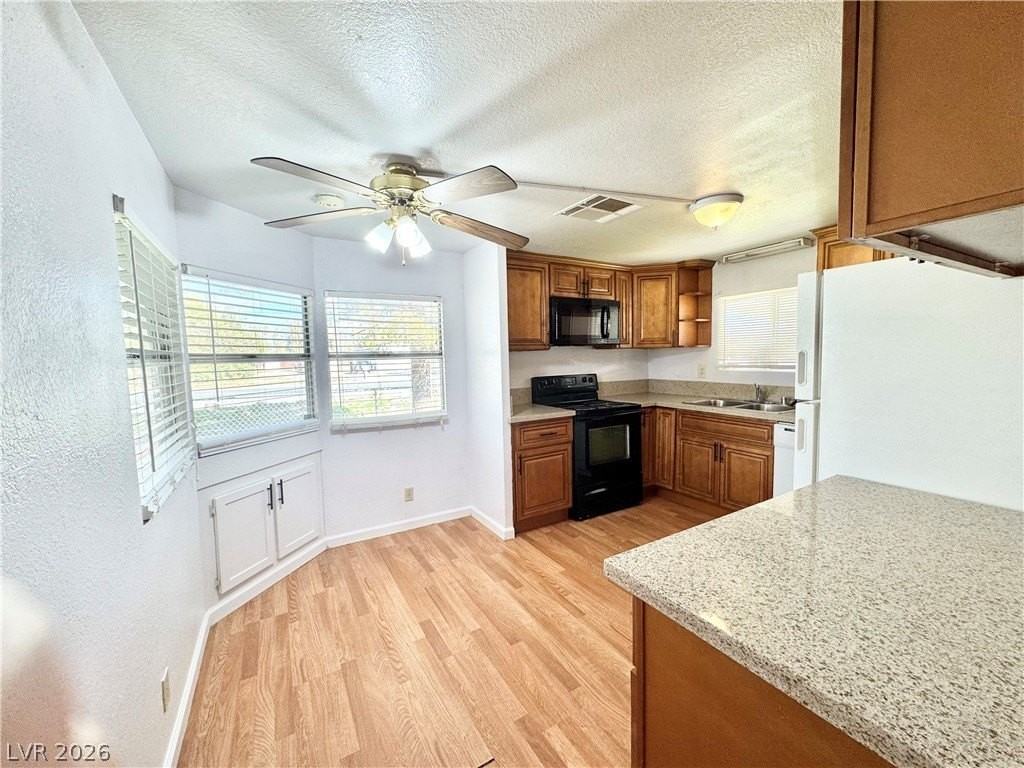 141 E Wilson Rd - Photo 6 of 29