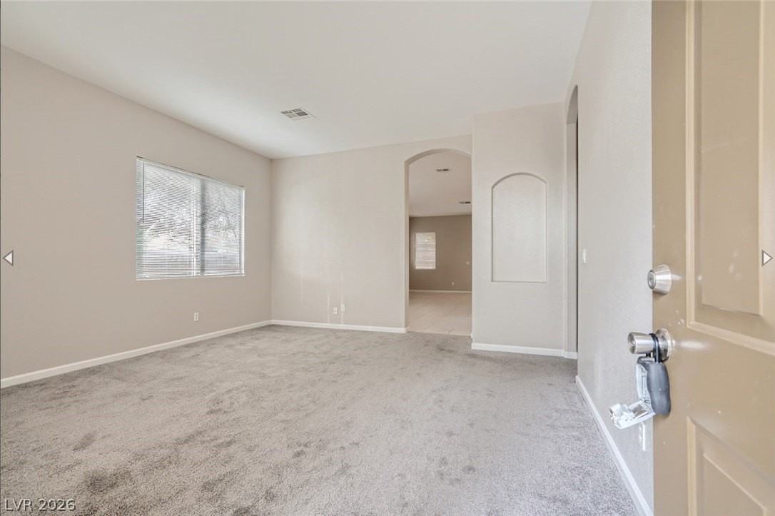 401 Carlton Kay Pl - Photo 4 of 28