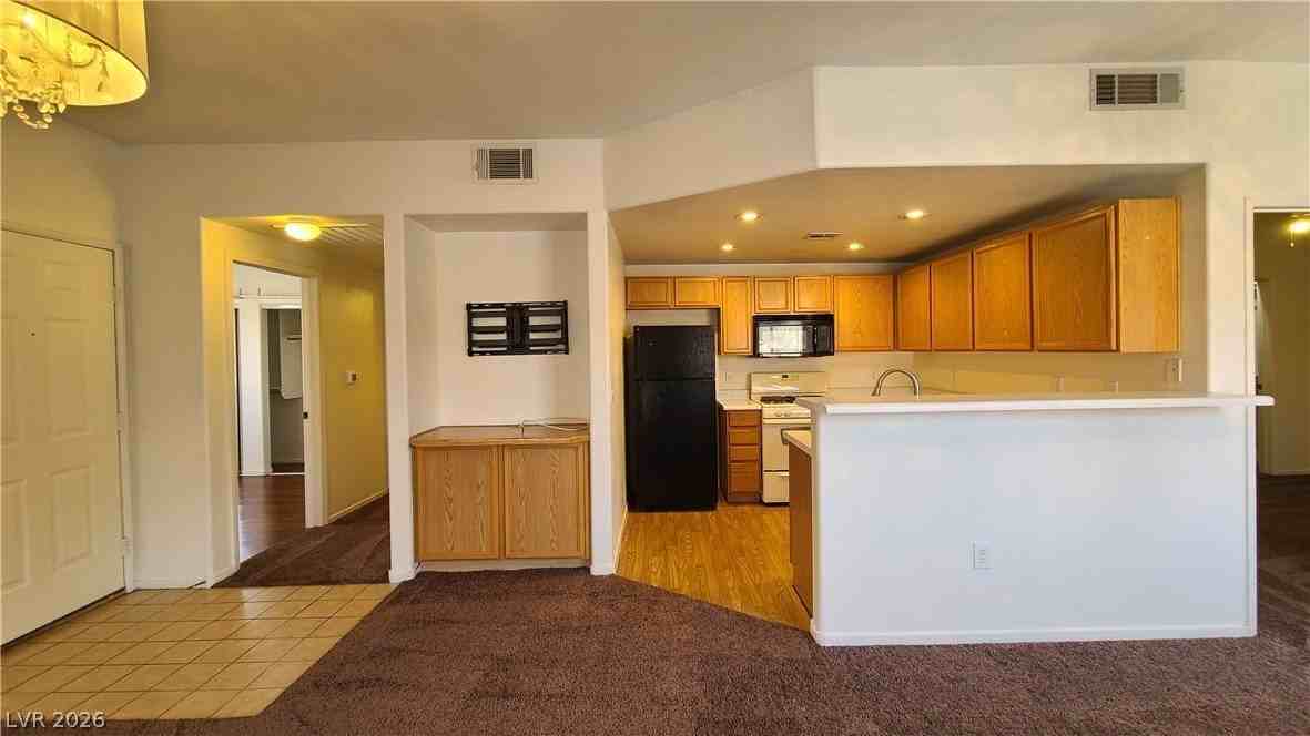 9580 W Reno Ave #280 - Photo 4 of 24