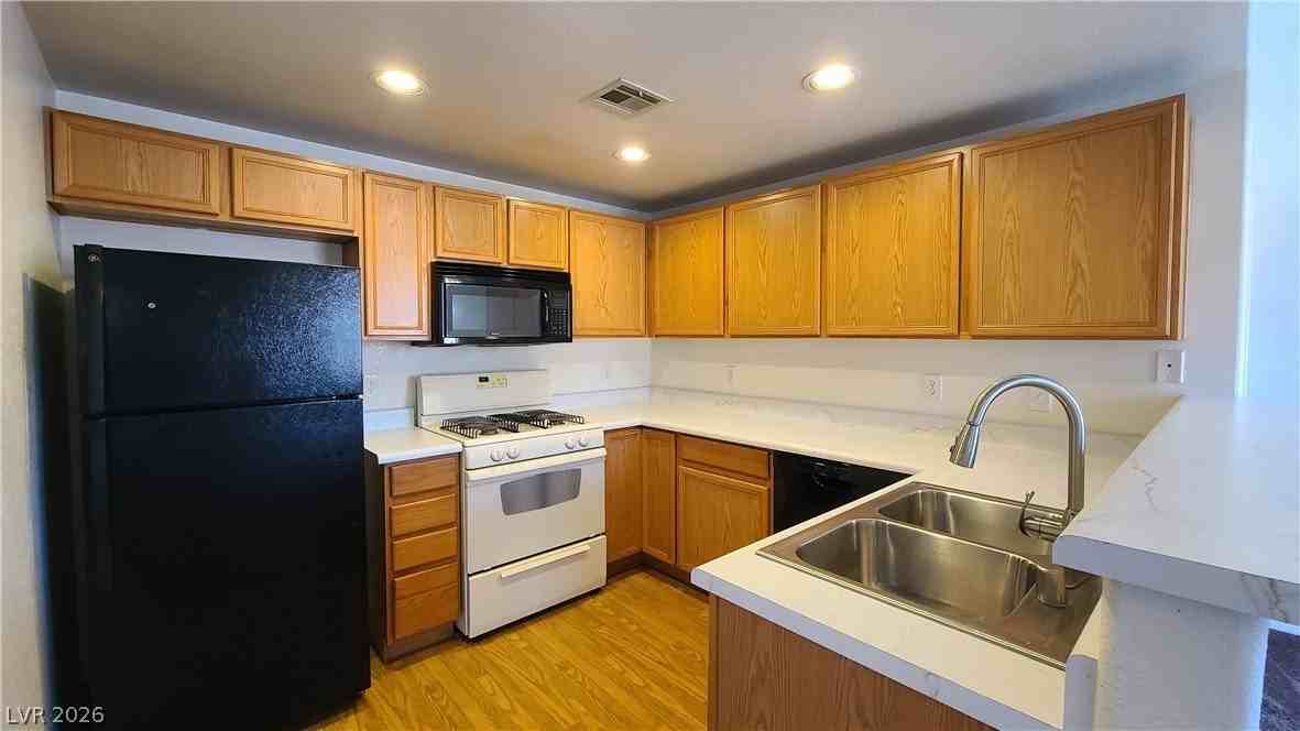 9580 W Reno Ave #280 - Photo 7 of 24