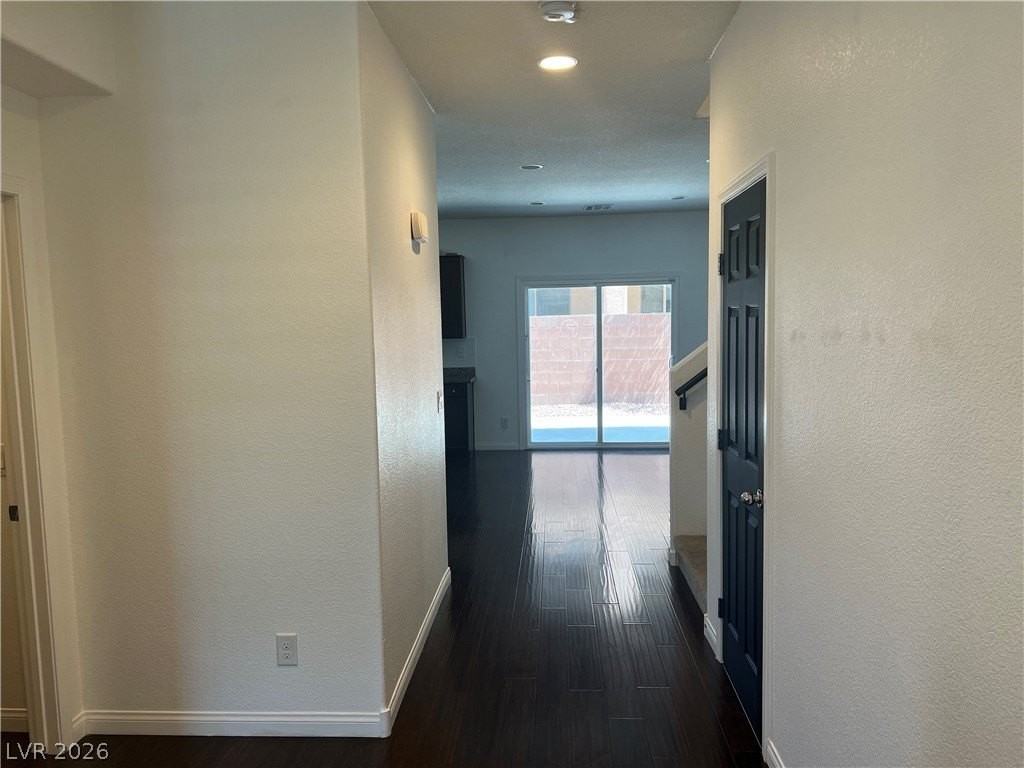 10862 Knickerbocker Ave - Photo 3 of 29