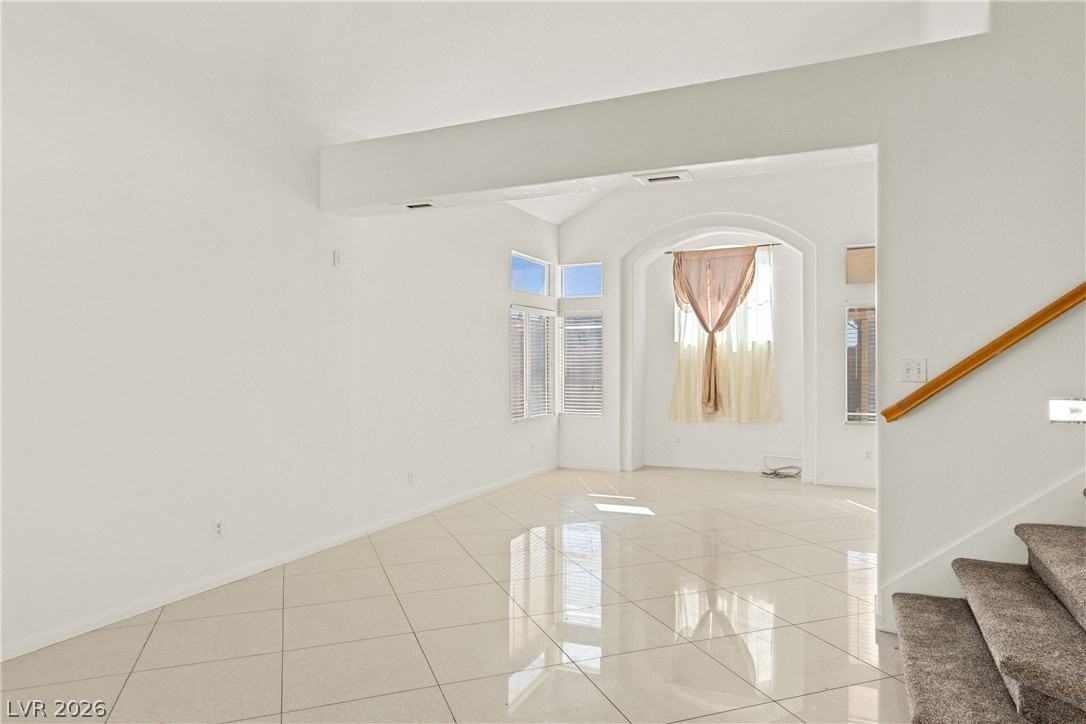 7873 Laurelton Pl - Photo 2 of 25