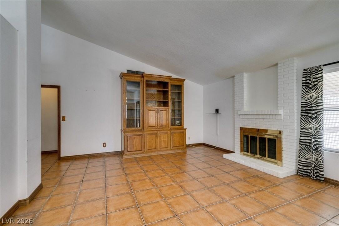 2708 Eagle Springs Ct - Photo 6 of 36