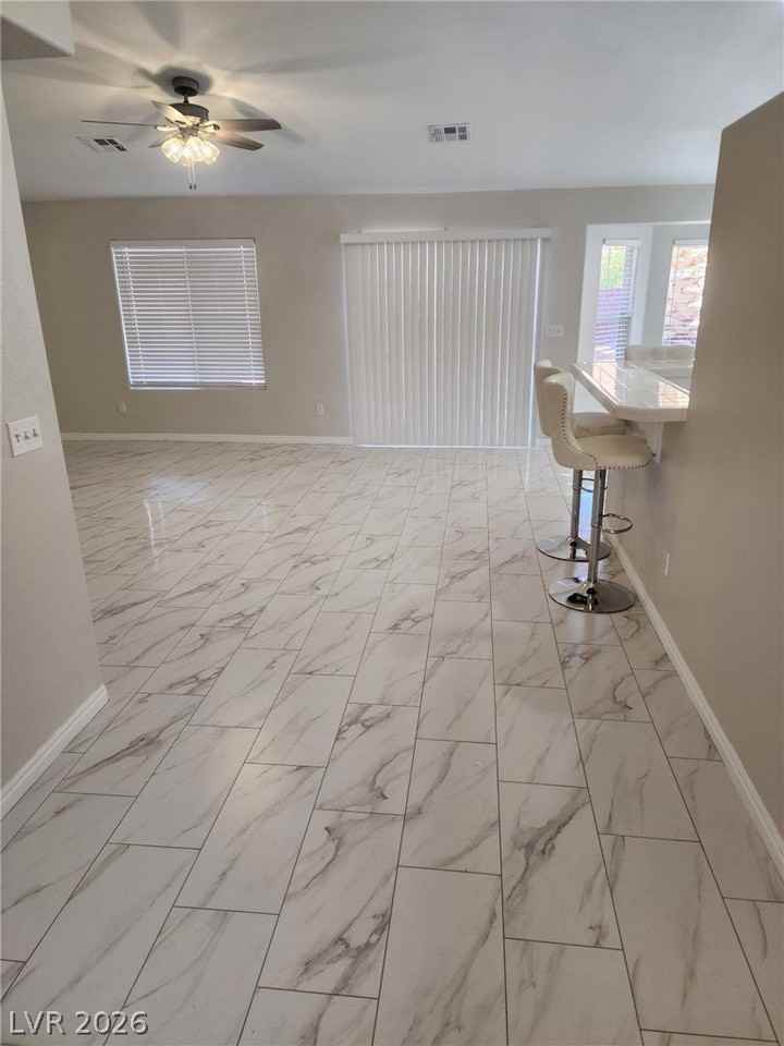 370 Concord Dr - Photo 6 of 11