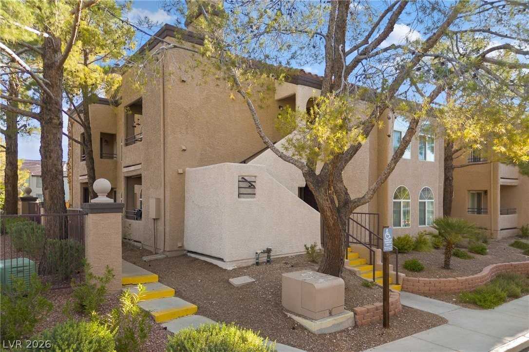 9325 W Desert Inn Rd #190