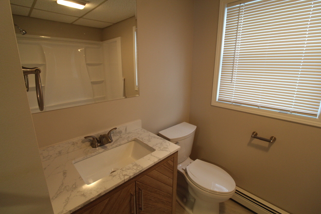 57 Newton St - Photo 6 of 9