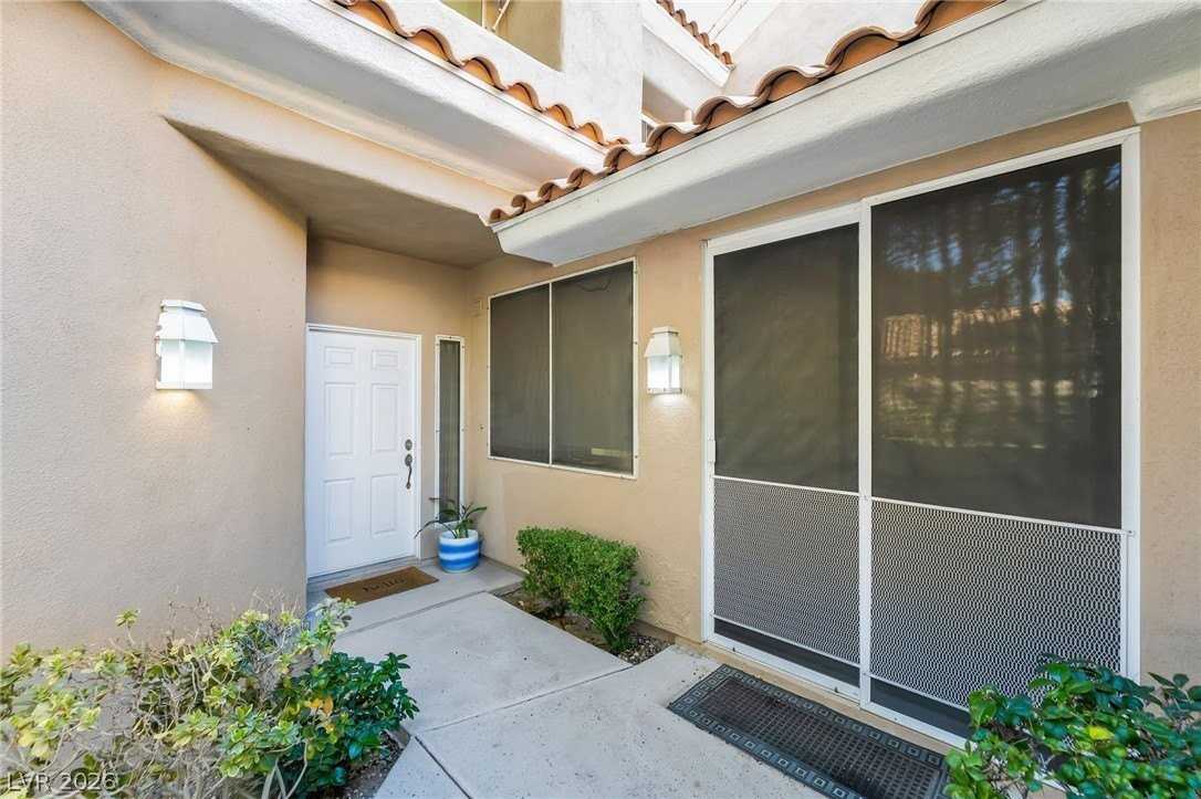 4970 Mount Pleasant Ln - Photo 2 of 23