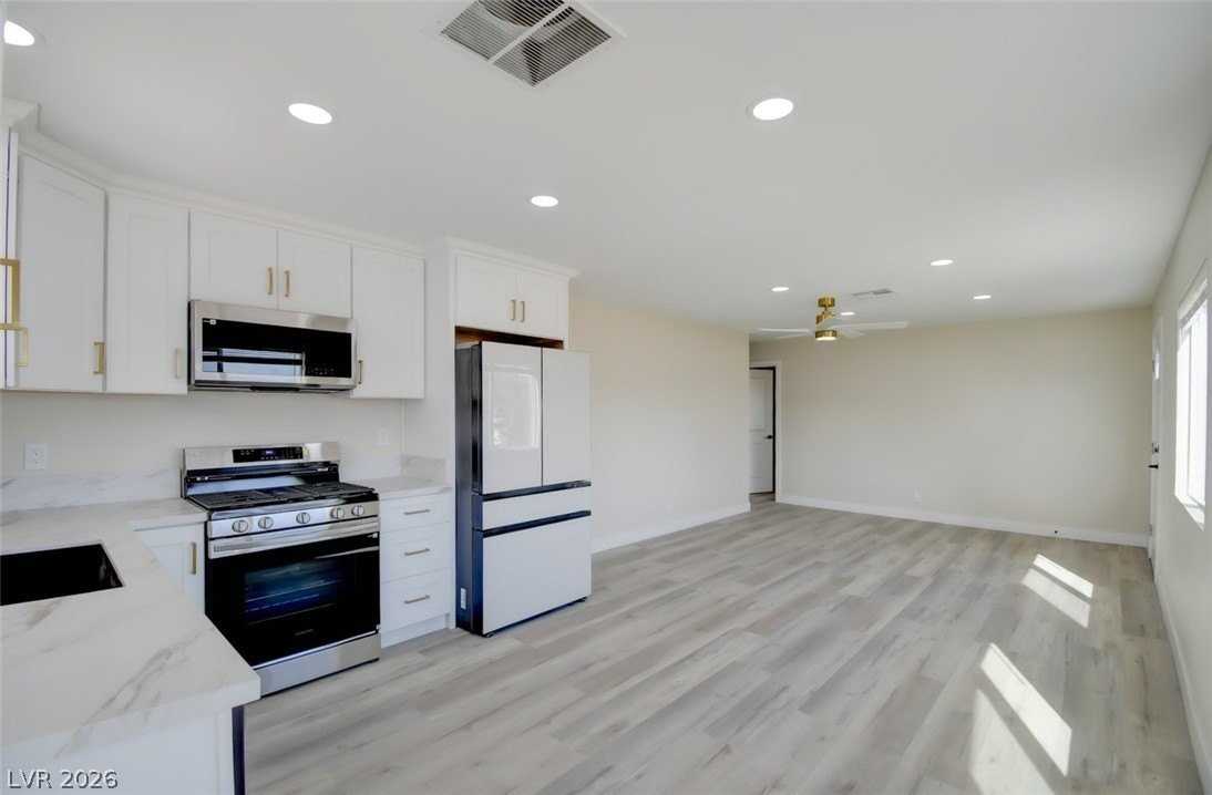 4401 Via Torino - Photo 6 of 43