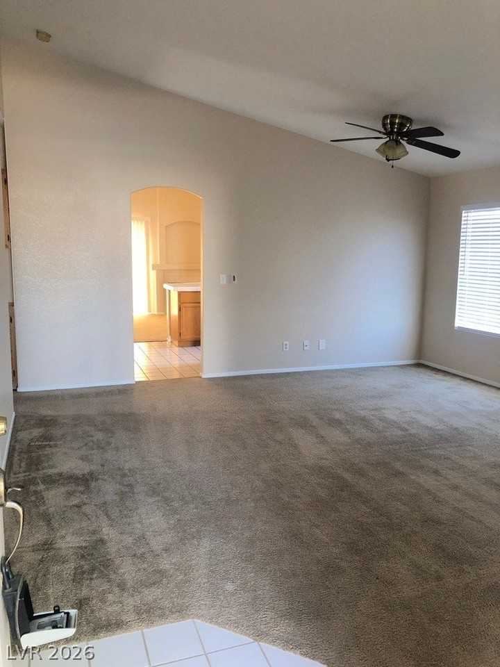 2735 Pastel Ave - Photo 6 of 20