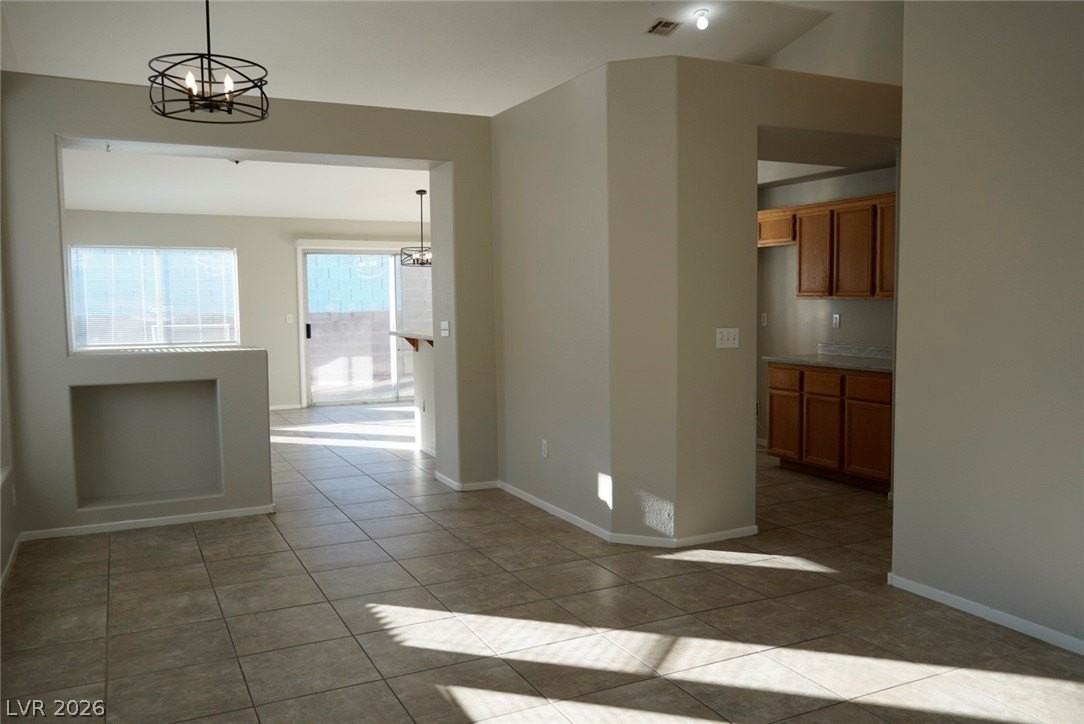 131 Newburg Ave - Photo 3 of 24