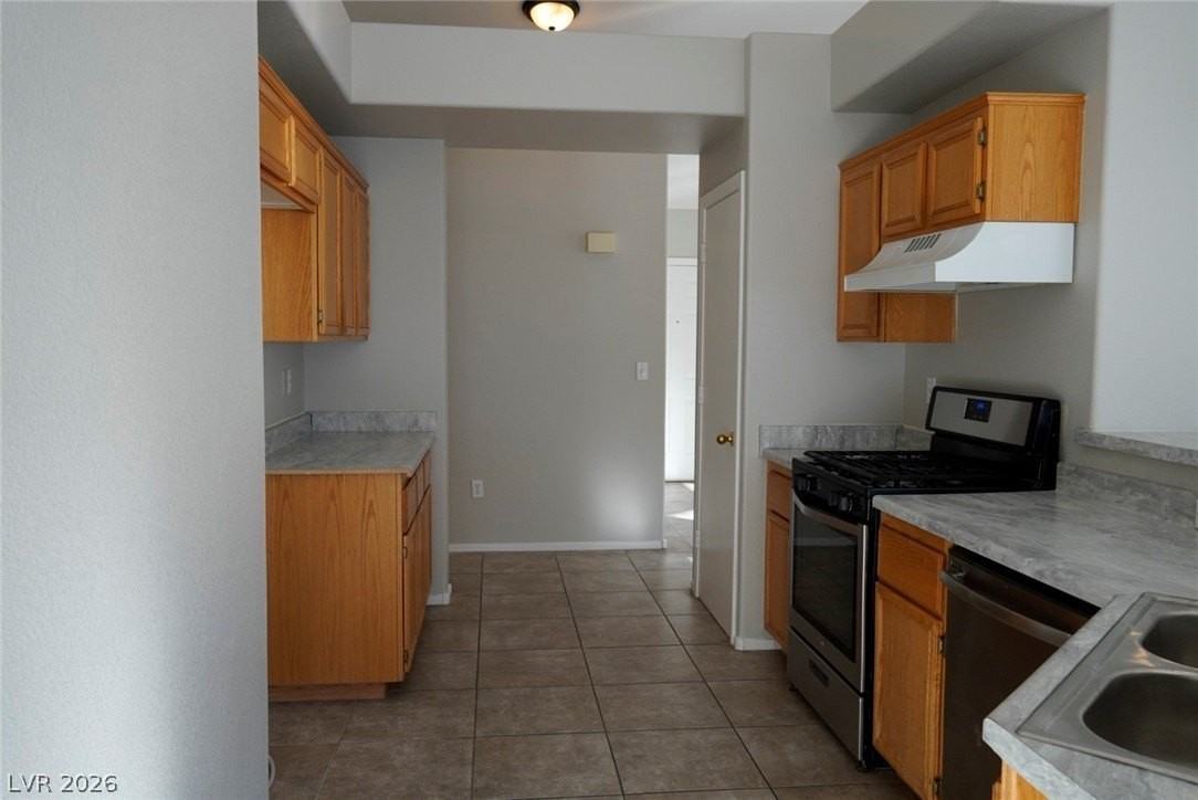 131 Newburg Ave - Photo 7 of 24