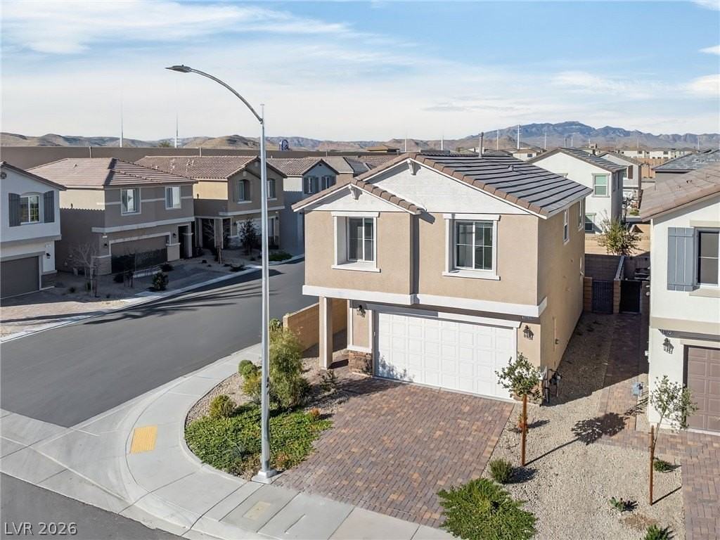 10233 Ullom Dr - Photo 4 of 36