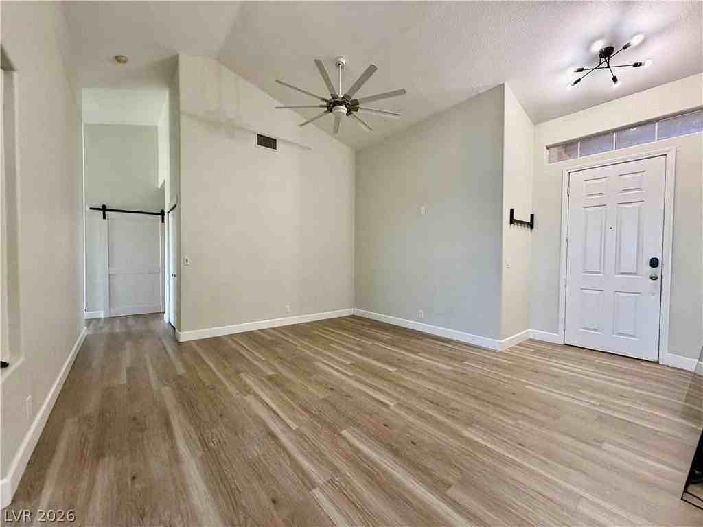 5524 Flora Spray St - Photo 3 of 22