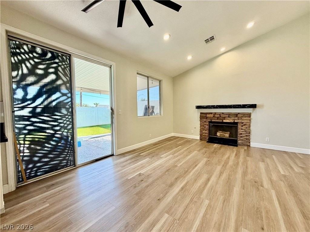 5524 Flora Spray St - Photo 6 of 22