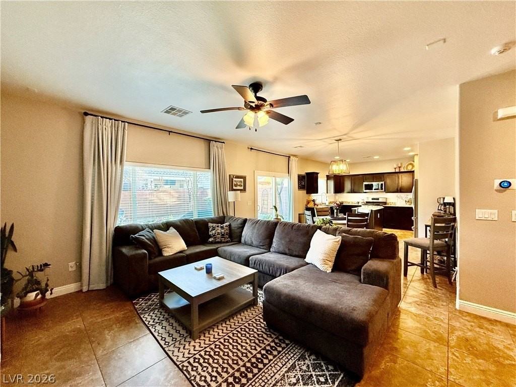 10241 Gibson Isle Dr - Photo 5 of 26