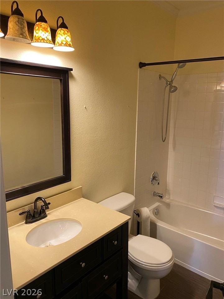 3935 Palm Beach St #201 - Photo 6 of 10