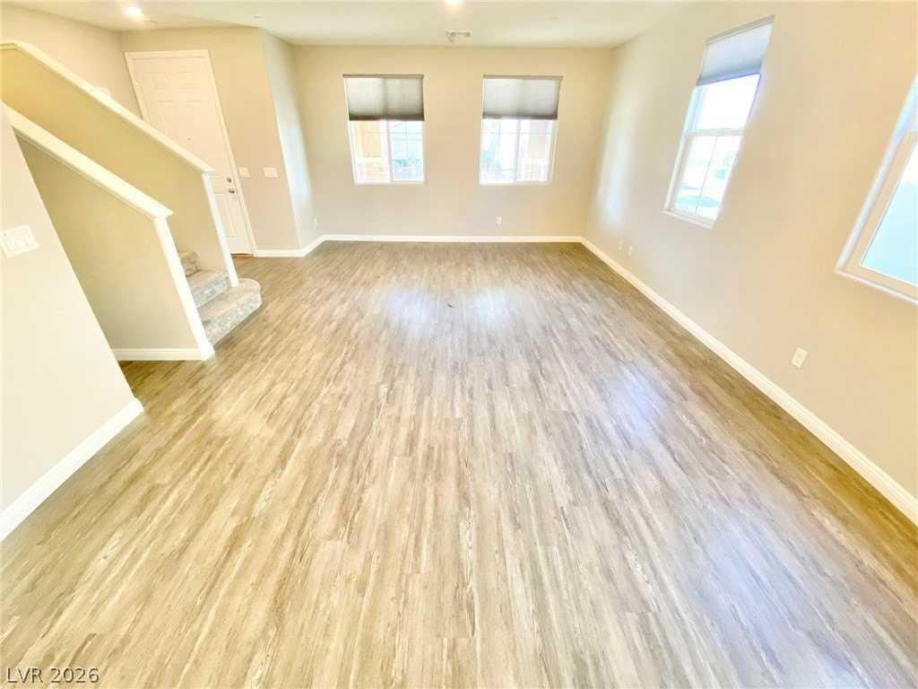 2826 Turnstone Ridge St - Photo 3 of 33