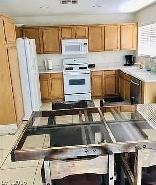 5689 Juno Ct - Photo 3 of 6