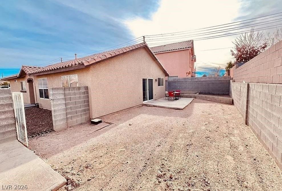 5689 Juno Ct - Photo 5 of 6