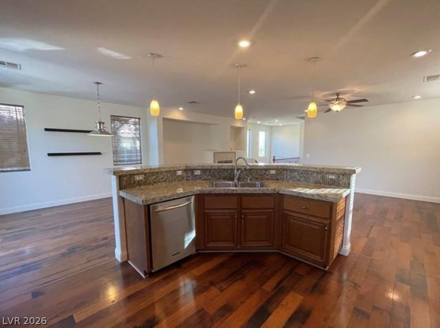 10748 Beach House Ave - Photo 5 of 25