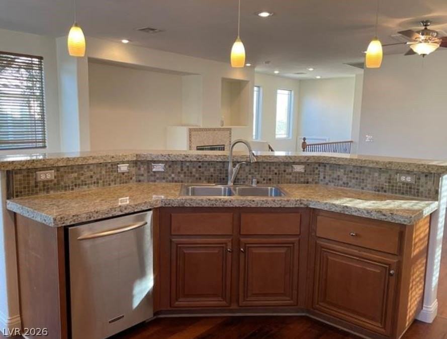 10748 Beach House Ave - Photo 6 of 25