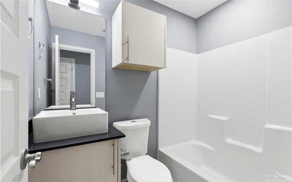 1421 W Harrison Ave Apt 6 #6 - Photo 6 of 10