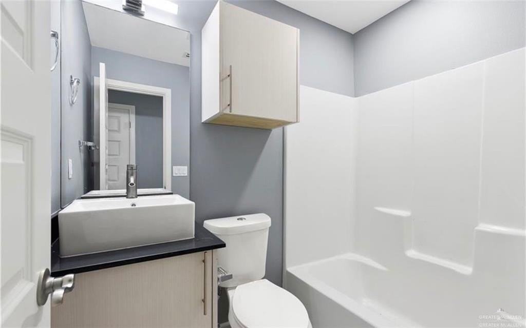 1421 W Harrison Ave Apt 5 #5 - Photo 7 of 10