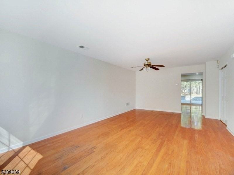 271 Dochery Pl - Photo 4 of 26