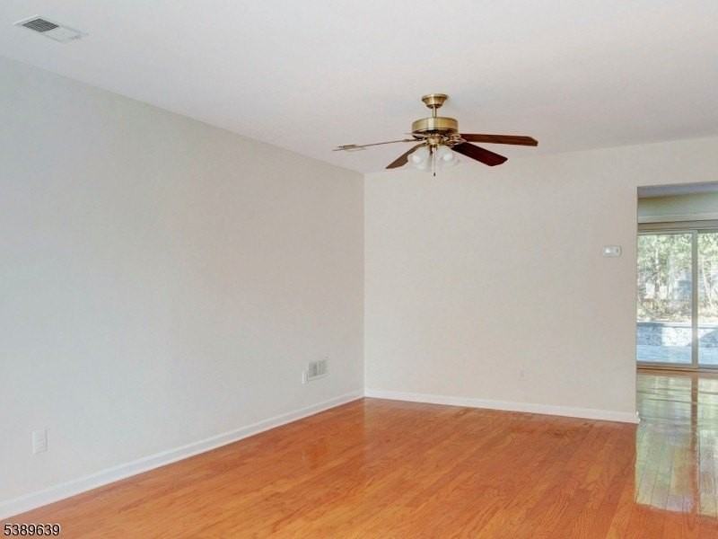 271 Dochery Pl - Photo 5 of 26