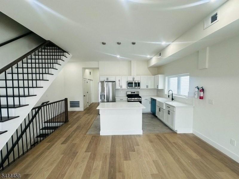 14 Nelson Pl - Photo 2 of 13