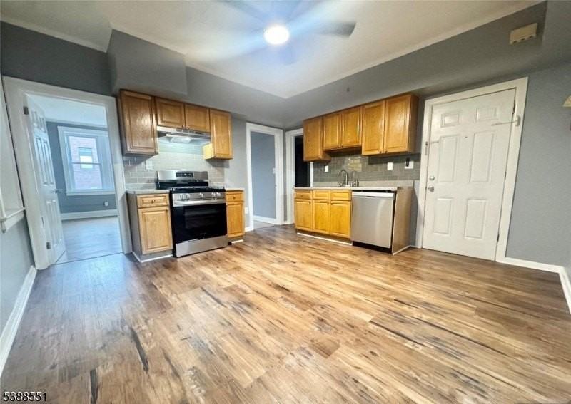 227 Harrison Ave - Photo 3 of 10