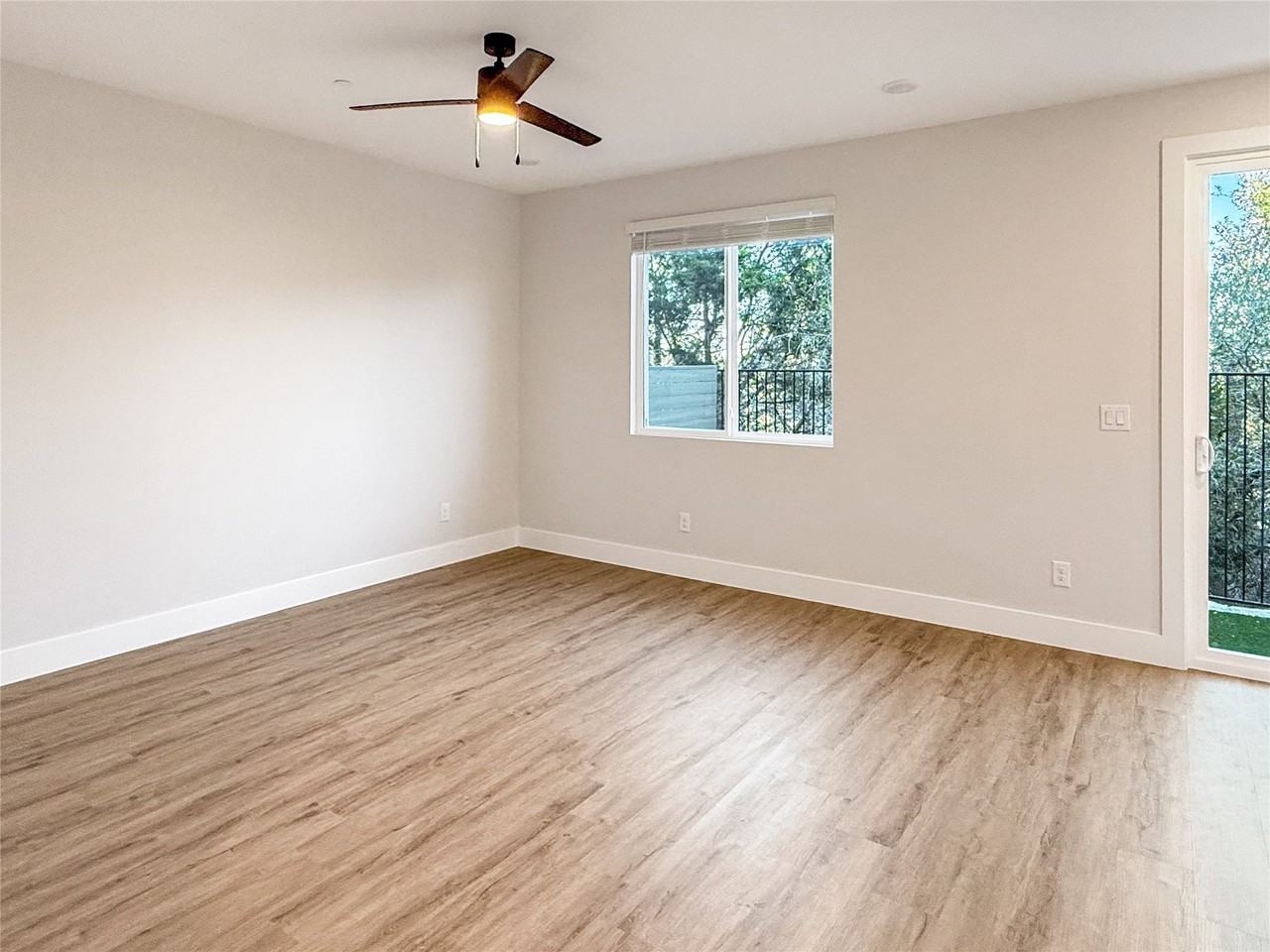 5611 Mobeetie Loop - Photo 4 of 22