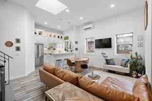 405 Bloomfield St #4 - Photo 1 of 1